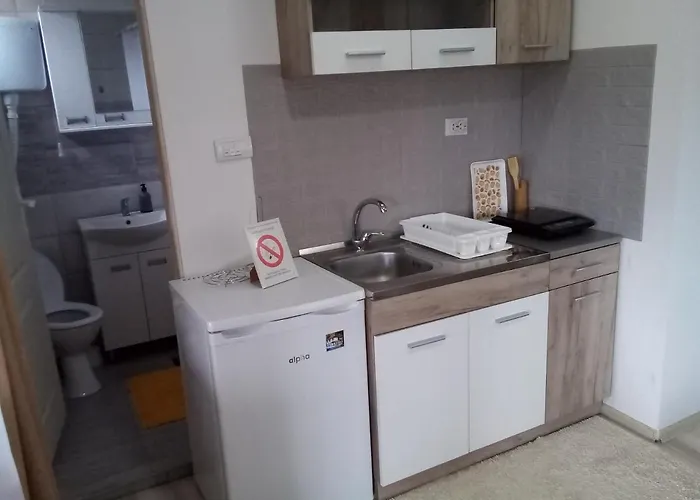 Jerma-kanjon Jerme Апартаменты Пирот